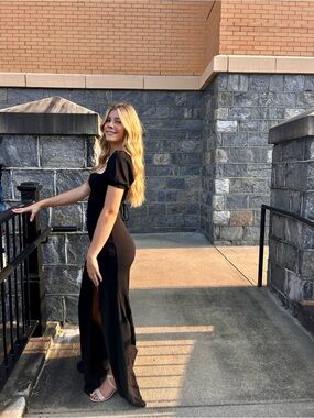 Windsor Black Maxi Dress with Square Neck and Short Puff Sleeves